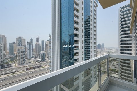 Apartament në Jumeirah Lake Towers, Dubai, Emiratet e Bashkuara Arabe 2 dhoma gjumi, 72 m2. № 628898 - Foto 1