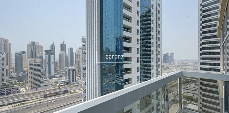 Apartament në Jumeirah Lake Towers, Dubai, Emiratet e Bashkuara Arabe 2 dhoma gjumi, 72 m2. № 628898