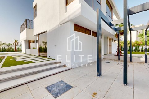 Villa in Dubai Hills Estate, Dubai, UAE 5 bedrooms № 628947 - photo 29