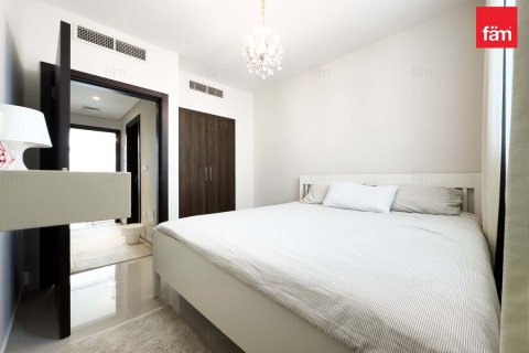 Vilë në Dubai, Emiratet e Bashkuara Arabe 3 dhoma gjumi, 112.2 m2. № 575325 - Foto 16