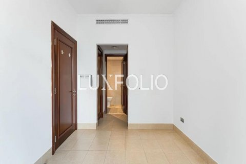 Appartamento in vendita a Old Town, Dubai, EAU 2 camere da letto, 98 mq. № 627559 - foto 10