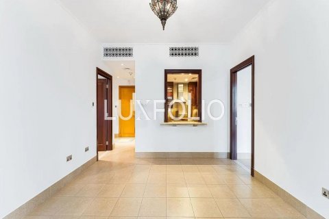 Appartamento in vendita a Old Town, Dubai, EAU 2 camere da letto, 98 mq. № 627559 - foto 3