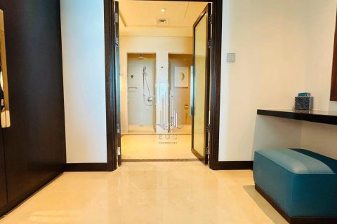 Appartamento in affitto a The Marina, Abu Dhabi, EAU 3 camere da letto, 221.9 mq. № 591788 - foto 16