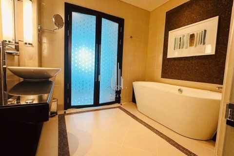 Appartamento in affitto a The Marina, Abu Dhabi, EAU 3 camere da letto, 221.9 mq. № 591788 - foto 24