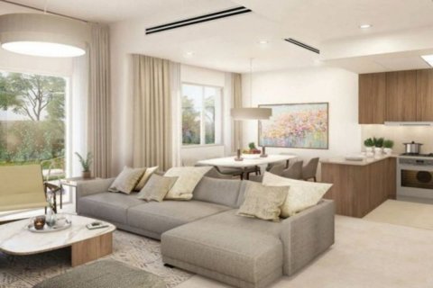 Commercial property in Khalifa City, Abu Dhabi, UAE 4 bedrooms, 316 sq.m. № 594364 - photo 3