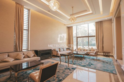 Villa in Emirates Hills, Dubai, UAE 7 bedrooms, 1750 sq.m. № 592439 - photo 5