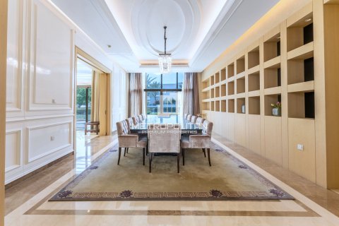 Villa till försäljning i Emirates Hills, Dubai, UAE 6 sovrum, 1750 kvm Nr. 592439 - fotografi 6
