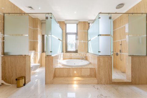 Villa till försäljning i Emirates Hills, Dubai, UAE 6 sovrum, 1750 kvm Nr. 592439 - fotografi 22