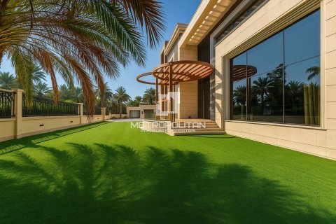 Villa till försäljning i Emirates Hills, Dubai, UAE 6 sovrum, 1750 kvm Nr. 592439 - fotografi 1