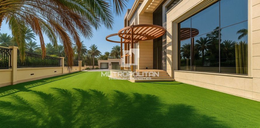 Villa i Emirates Hills, Dubai, UAE 6 sovrum, 1750 kvm Nr. 592439