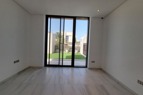 Komerční nemovitost na Saadiyat Island, Abu Dhabi, SAE 4 ložnice, 439 m² Č.: 594123 - fotografie 14