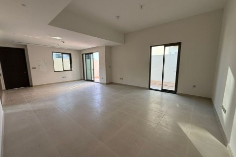 Townhouse in Khalifa City, Abu Dhabi, UAE 3 bedrooms, 149 sq.m. № 594477 - photo 6