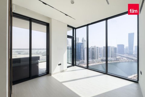 Apartmen di Business Bay, Dubai, UAE 1 bilik tidur, 69.4 meter persegi № 612338 - foto 1