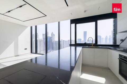 Apartmen di Business Bay, Dubai, UAE 1 bilik tidur, 69.4 meter persegi № 612338 - foto 11