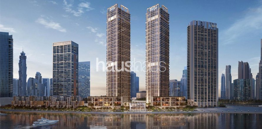 Apartament në Business Bay, Dubai, Emiratet e Bashkuara Arabe 4 dhoma gjumi, 240 m2. № 625547