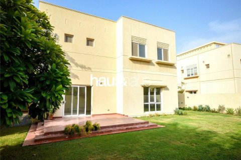 Vila v Meadows, Dubai, SAE 3 ložnice, 311 m² Č.: 625548 - fotografie 12