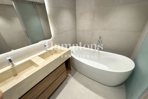 Пәтер The Views, Дубай, БАӘ-да 2 жатын бөлмелер, 145.10984085 м² № 589928 - фото 4