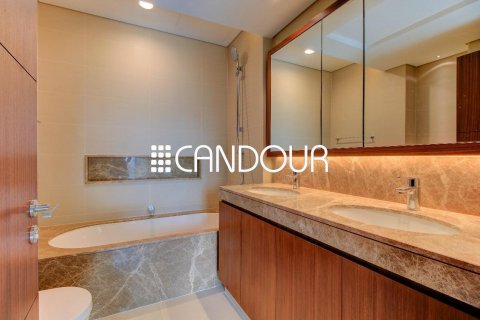 Apartmen di The Hills, Dubai, UAE 1 bilik tidur, 81.6 meter persegi № 589866 - foto 10
