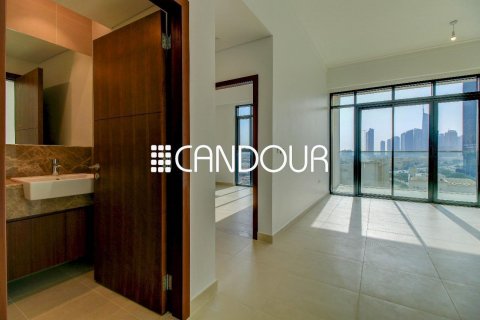 Apartmen di The Hills, Dubai, UAE 1 bilik tidur, 81.6 meter persegi № 589866 - foto 3