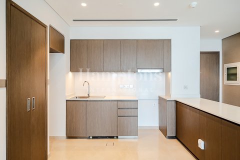 Apartment in Palm Jumeirah, Dubai, UAE 1 bedroom, 71.09959493 sq.m. № 589930 - photo 8