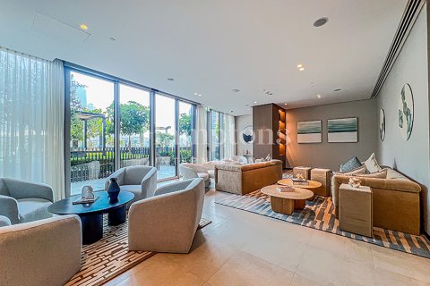 Apartment in Palm Jumeirah, Dubai, UAE 1 bedroom, 71.09959493 sq.m. № 589930 - photo 17
