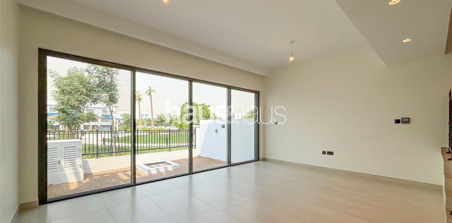 Townhouse in Damac Lagoons, Dubai, UAE 4 bedrooms, 211 sq.m. № 625260