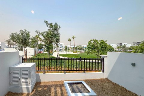 Townhouse in Damac Lagoons, Dubai, UAE 4 bedrooms, 211 sq.m. № 625260 - photo 3