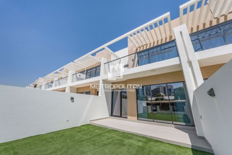 DAMAC Hills (Akoya by DAMAC), Dubai, संयुक्त अरब अमीरात में टाउनहाउस, 4 बेडरूम, 180 वर्ग मीटर, संख्या 593219 - फ़ोटो 1