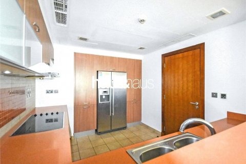 Apartment in Palm Jumeirah, Dubai, UAE 3 bedrooms, 256 sq.m. № 625972 - photo 13
