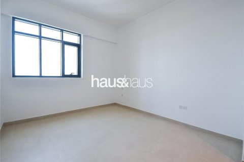 Apartment in The Hills, Dubai, UAE 3 bedrooms, 199 sq.m. № 625971 - photo 14