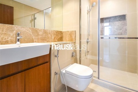 Apartment in The Hills, Dubai, UAE 3 bedrooms, 199 sq.m. № 625971 - photo 12