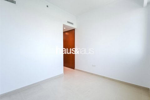 Apartment in The Hills, Dubai, UAE 3 bedrooms, 199 sq.m. № 625971 - photo 8