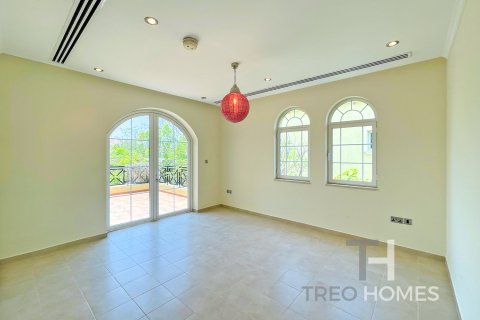 Vilë në Jumeirah Park, Dubai, Emiratet e Bashkuara Arabe 4 dhoma gjumi, 403 m2. № 586546 - Foto 10