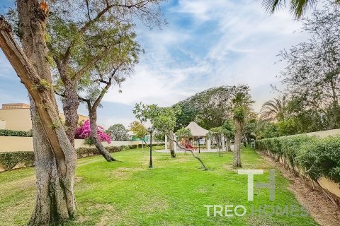 Villa itt: Meadows, Dubai, EAE, 4 hálószoba, 566 m², azonosító: 586552 - fénykép 17