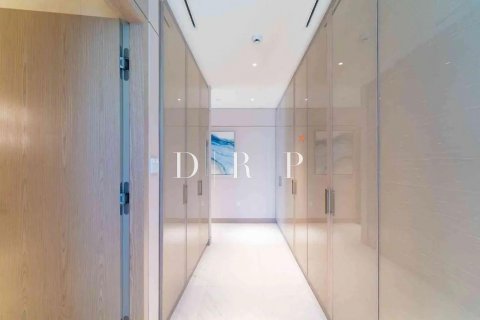 Jumeirah Beach Residence, Dubai, UAE의 판매용 아파트 침실 3개, 222.6제곱미터 번호 575542 - 사진 16