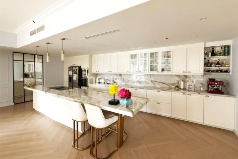 Apartment in Jumeirah Beach Residence, Dubai, UAE 4 bedrooms, 251 sq.m. № 625609 - photo 3
