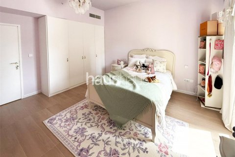 Apartment in Jumeirah Beach Residence, Dubai, UAE 4 bedrooms, 251 sq.m. № 625609 - photo 5