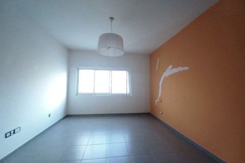 Εμπορικό ακίνητο σε Khalifa City, Abu Dhabi, ΗΑΕ 4 υπνοδωμάτια, 2090 τ.μ. Αρ. 594435 - φωτογραφία 6