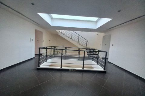 Εμπορικό ακίνητο σε Khalifa City, Abu Dhabi, ΗΑΕ 4 υπνοδωμάτια, 2090 τ.μ. Αρ. 594435 - φωτογραφία 9
