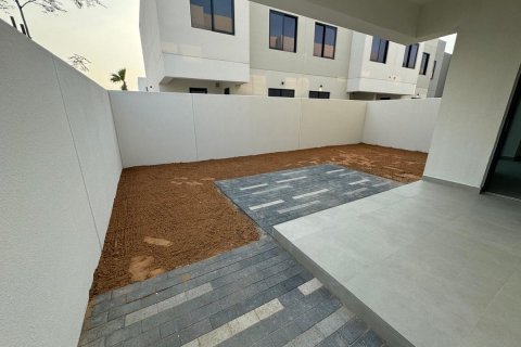 Řadový dům na Yas Island, Abu Dhabi, SAE 3 ložnice, 166 m² Č.: 594432 - fotografie 6