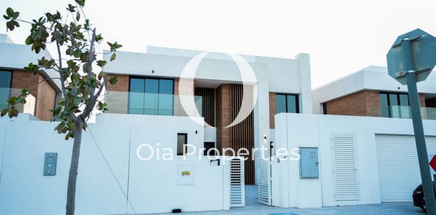Villa on the Saadiyat Island, Abu Dhabi, UAE 5 bedrooms, 636 sq.m. № 608656