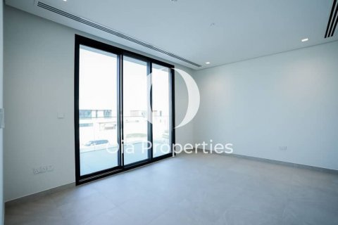 Villa on the Saadiyat Island, Abu Dhabi, UAE 5 bedrooms, 636 sq.m. № 608656 - photo 12
