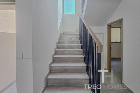 Shtëpi në qytet në Dubai, Emiratet e Bashkuara Arabe 3 dhoma gjumi, 184 m2. № 595602 - Foto 4
