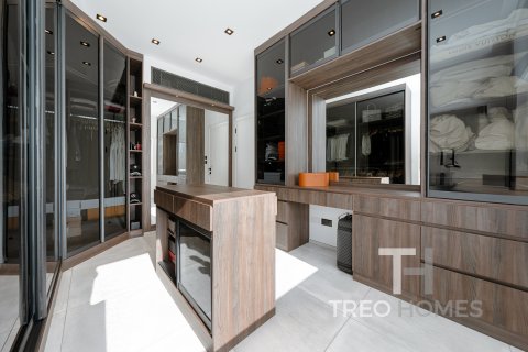 Villa in Meadows, Dubai, UAE 4 bedrooms, 368 sq.m. № 597560 - photo 19