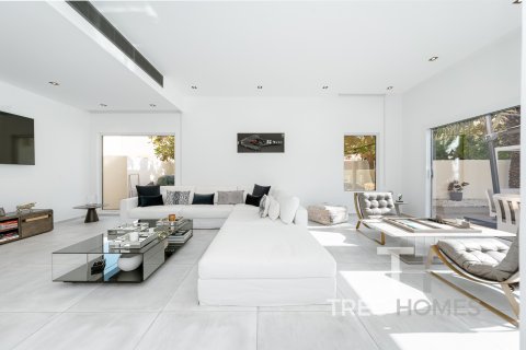Villa in Meadows, Dubai, UAE 4 bedrooms, 368 sq.m. № 597560 - photo 7