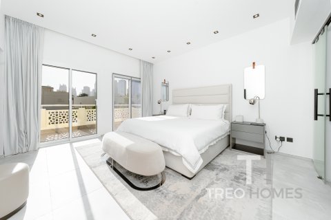 Villa in Meadows, Dubai, UAE 4 bedrooms, 368 sq.m. № 597560 - photo 16