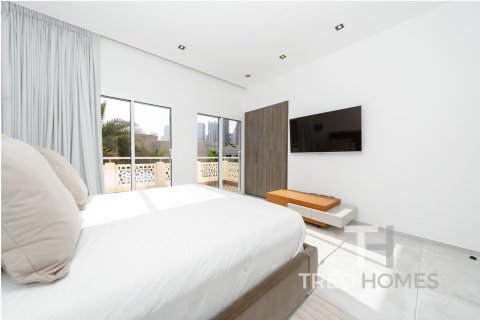Villa in Meadows, Dubai, UAE 4 bedrooms, 368 sq.m. № 597560 - photo 24