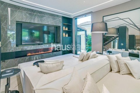 Villa in Jumeirah Golf Estates, Dubai, UAE 5 bedrooms, 650 sq.m. № 626114 - photo 6