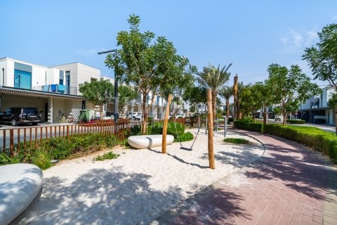 Řadový dům v Arabian Ranches 3, Dubai, SAE 3 ložnice, 180.46965168 m² Č.: 599763 - fotografie 15