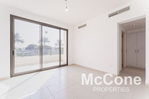 Villa in Reem, Dubai, UAE 4 bedrooms, 332.22 sq.m. № 586965 - photo 7